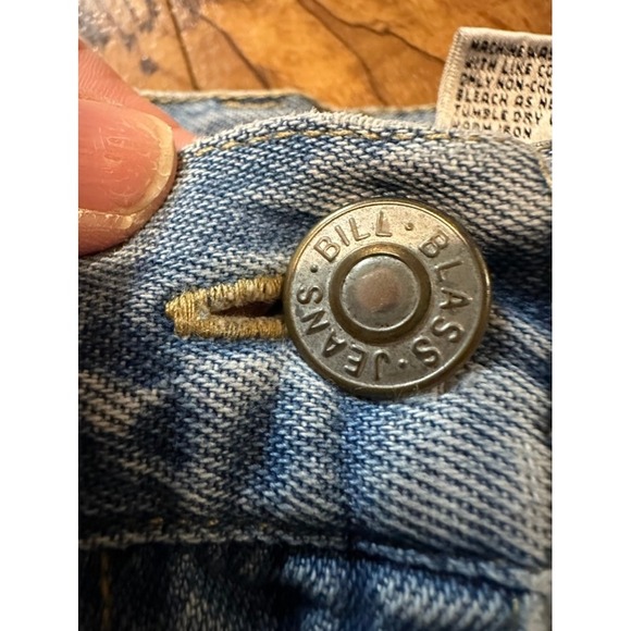 Bill Blass Vintage Denim Shorts Size 12 High Waist Mom Style - Picture 2 of 7